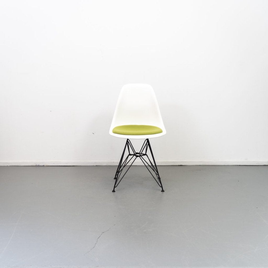 Vitra Eames DSR Stoel Wit/Groen Stof - Zwart, Niet ingevuld, Zo goed als nieuw, Niet ingevuld, Niet ingevuld