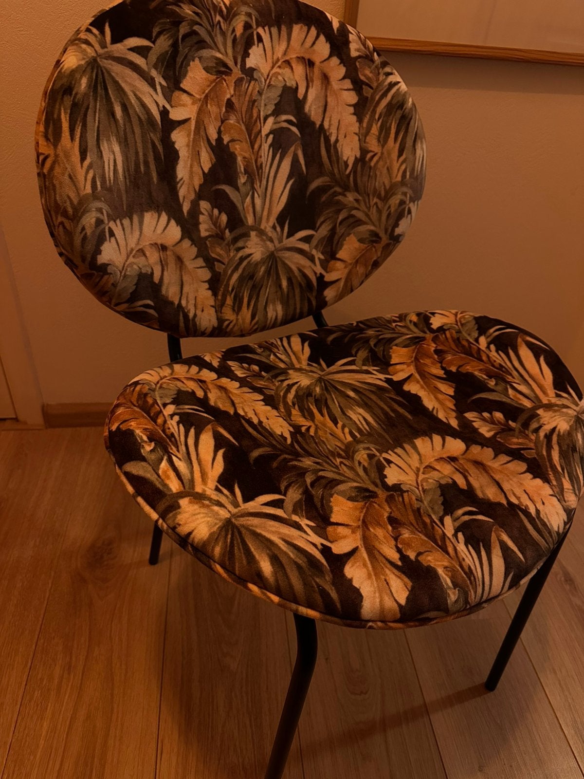 Leuke stoel, Huis en Inrichting, Stoelen, Ophalen of Verzenden, Zo goed als nieuw, Overige kleuren, Eén