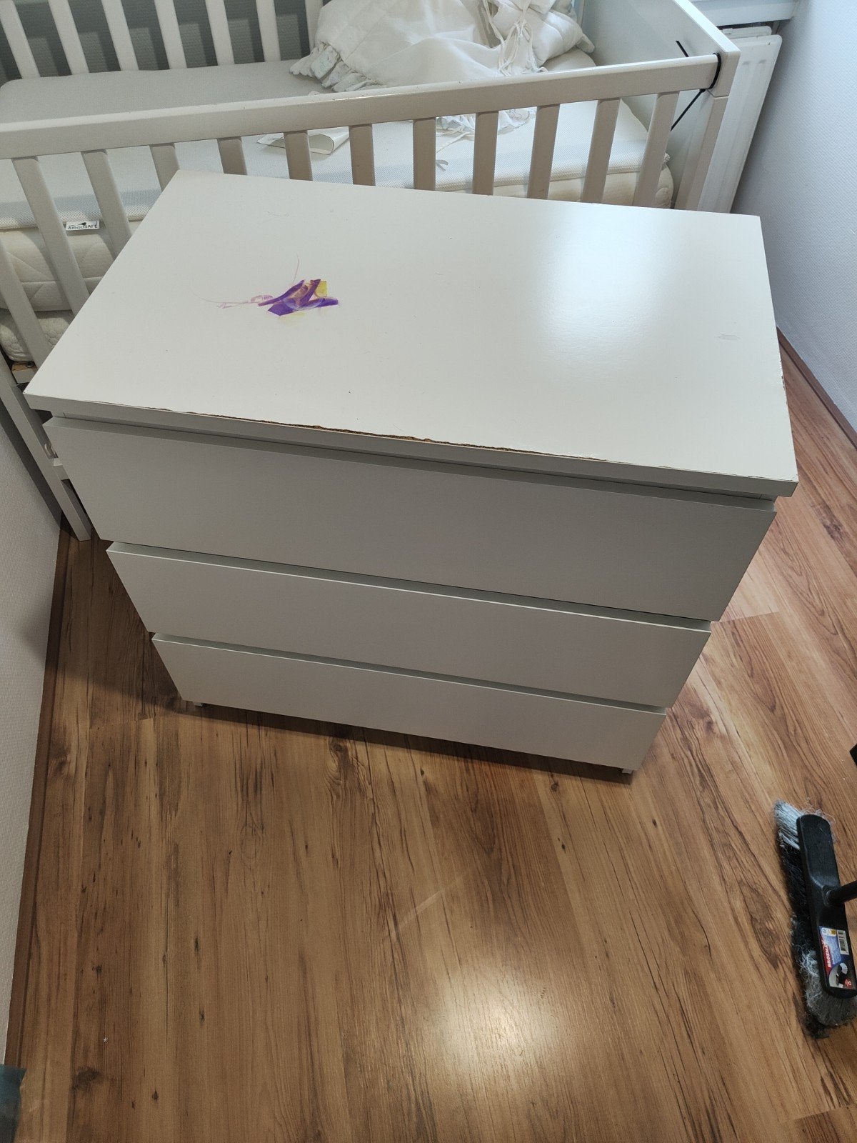 gratis IKEA Malm ladekast wit - gebruikt met vlek, Ophalen, Gebruikt, 50 tot 100 cm, 3 of 4 laden