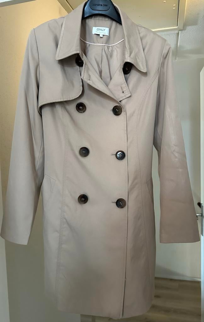Beige trenchcoat van Only maat M, Ophalen of Verzenden, Zo goed als nieuw, Beige