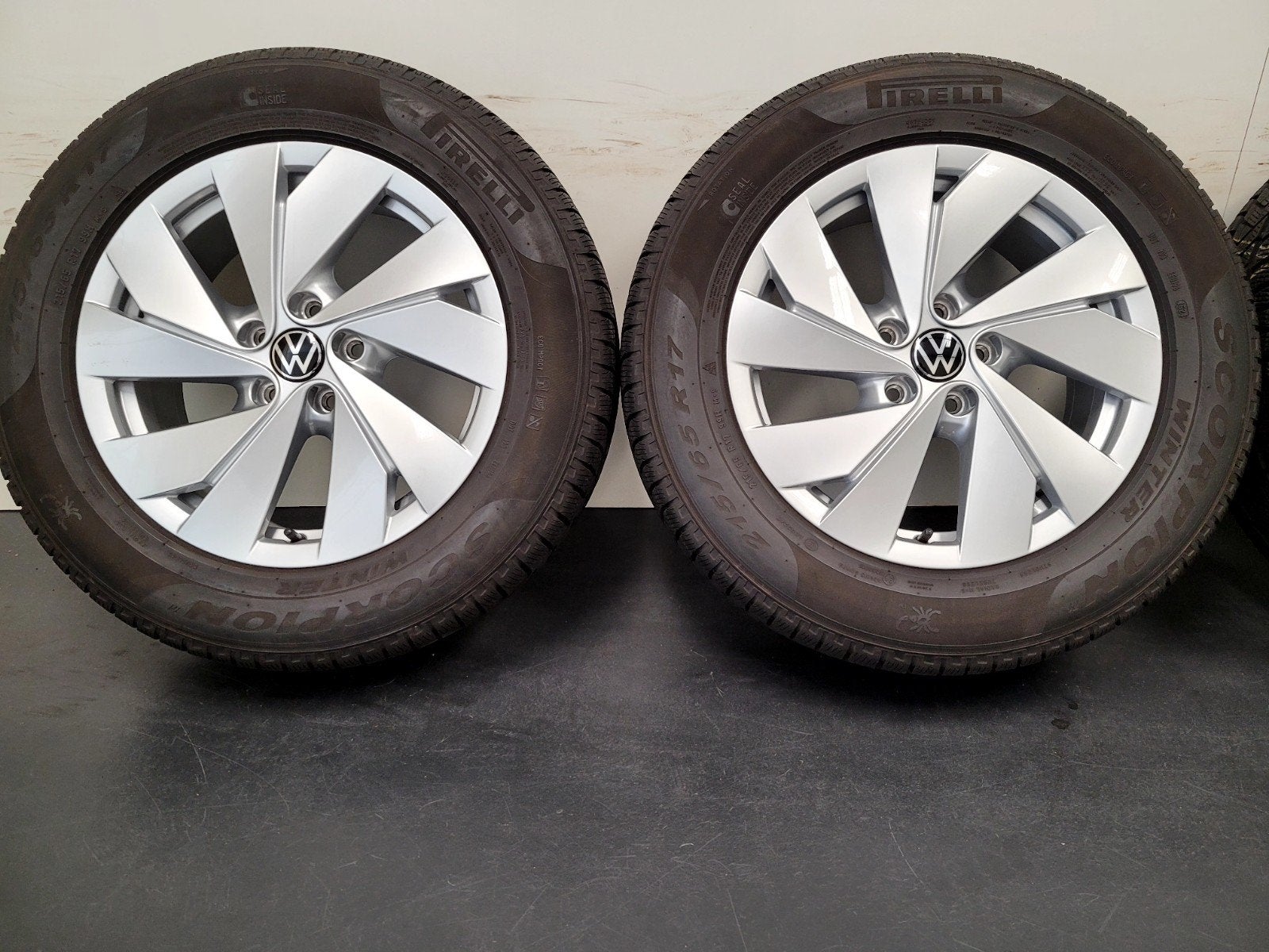 17 inch VW Tiguan velgen 215 65 17 winter ZGAN seat skoda, Ophalen, Banden en Velgen, 17 inch, Winterbanden