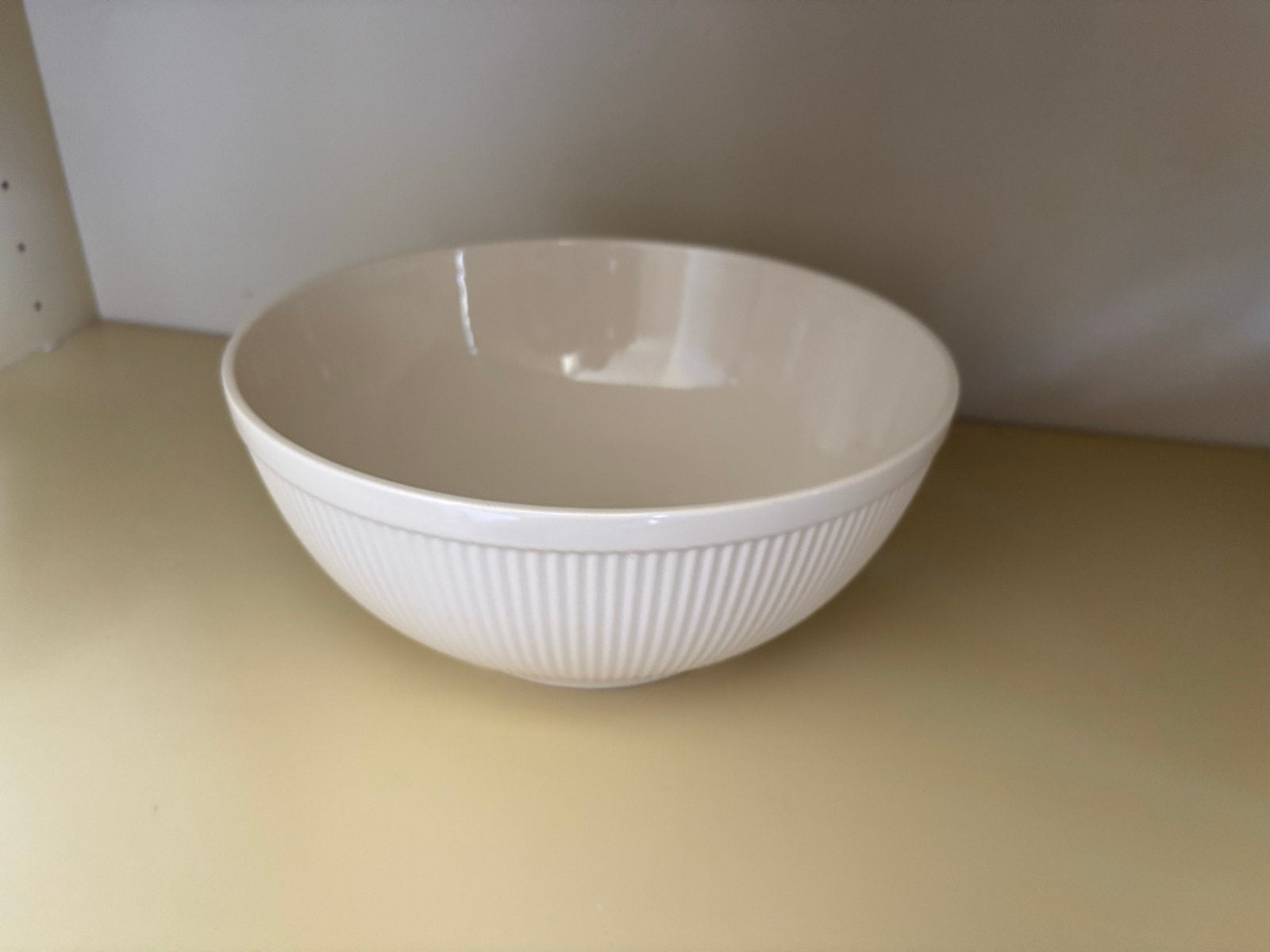 Wedgwood Windsor (sla) schaal 23 cm, Ophalen, Zo goed als nieuw, Porselein, Schaal of Schalen