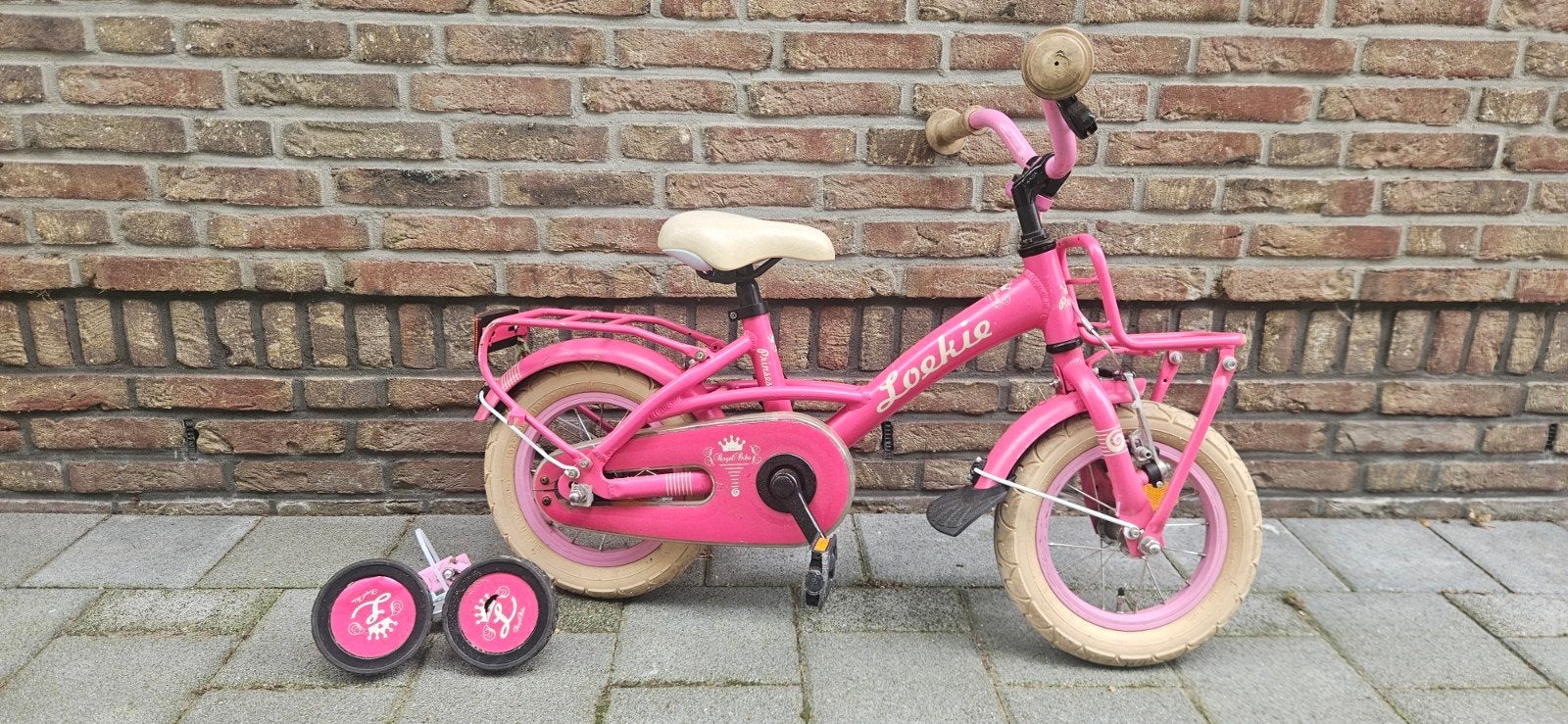 Roze kinderfiets 12 inch met zijwieltjes, Ophalen, Terugtraprem, Zijwieltjes, Gebruikt