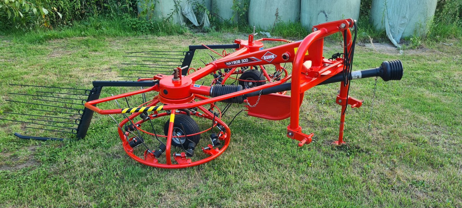Kuhn Haybob 300 schudder/hark, Zakelijke goederen, Ophalen of Verzenden, Weidebouw