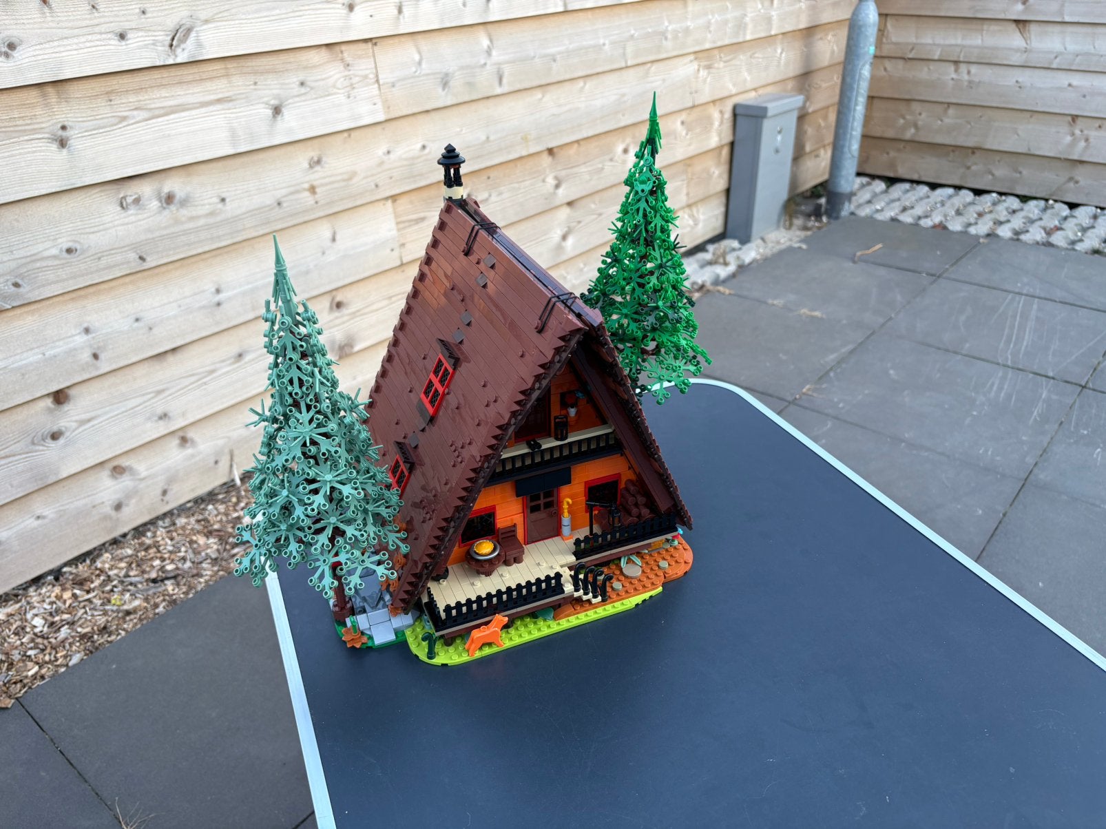 Mouldking 16053 cabin in the woods, Kinderen en Baby's, Speelgoed | Bouwstenen, Ophalen of Verzenden, Zo goed als nieuw
