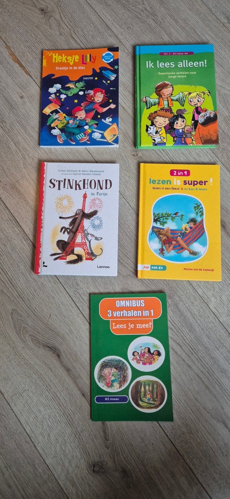 Avi leespakketje, Ophalen, Zo goed als nieuw, Verhalen
