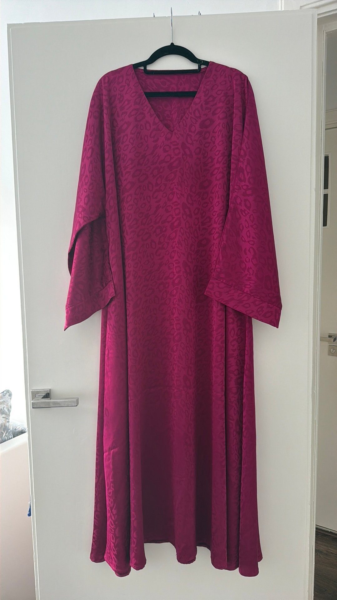 Nieuw abaya fushia tijgerprint uitlopende A lijn, Maat 38/40 (M), Overige typen, Nieuw, Ophalen of Verzenden