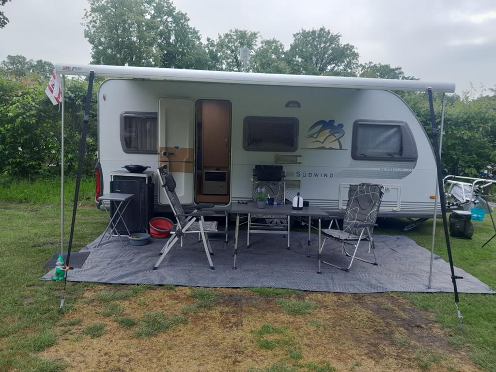 Knaus Sudwind Premium Line 500EU WZ-ZX-91, Caravans en Kamperen, Caravans, Rondzit, 6 tot 7 meter, Knaus, Tot en met 4