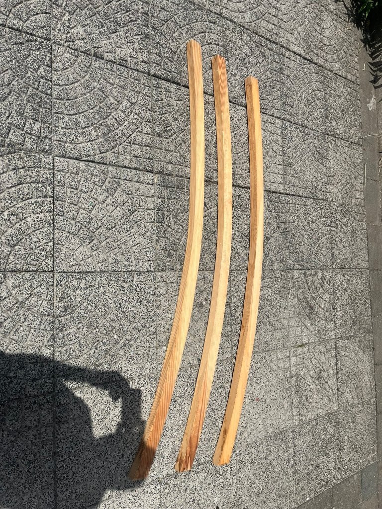 3 Gebogen houten balkjes, Doe-het-zelf en Verbouw, Hout en Planken, Nieuw, Ophalen of Verzenden, 50 mm of meer, Balk