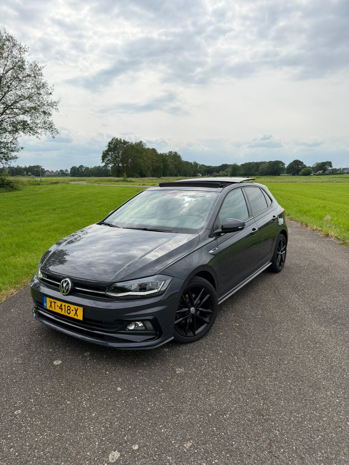 Volkswagen Polo 1.0 TSI 115pk 2019 3x R-line full option, Auto's, Voorwielaandrijving, 49 €/maand, Origineel Nederlands, Handgeschakeld