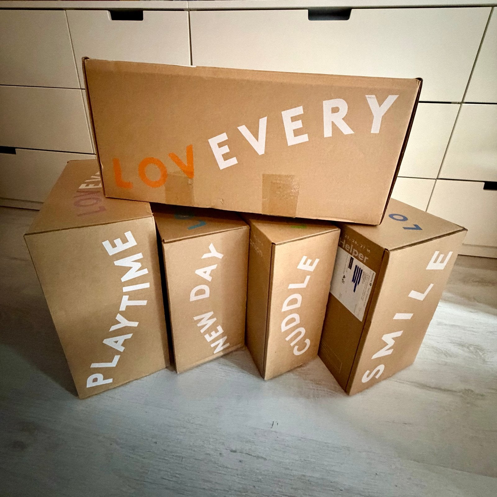 Lovevery Play Kits - Complete set van 5 dozen, Ophalen of Verzenden, Zo goed als nieuw, Knutselen