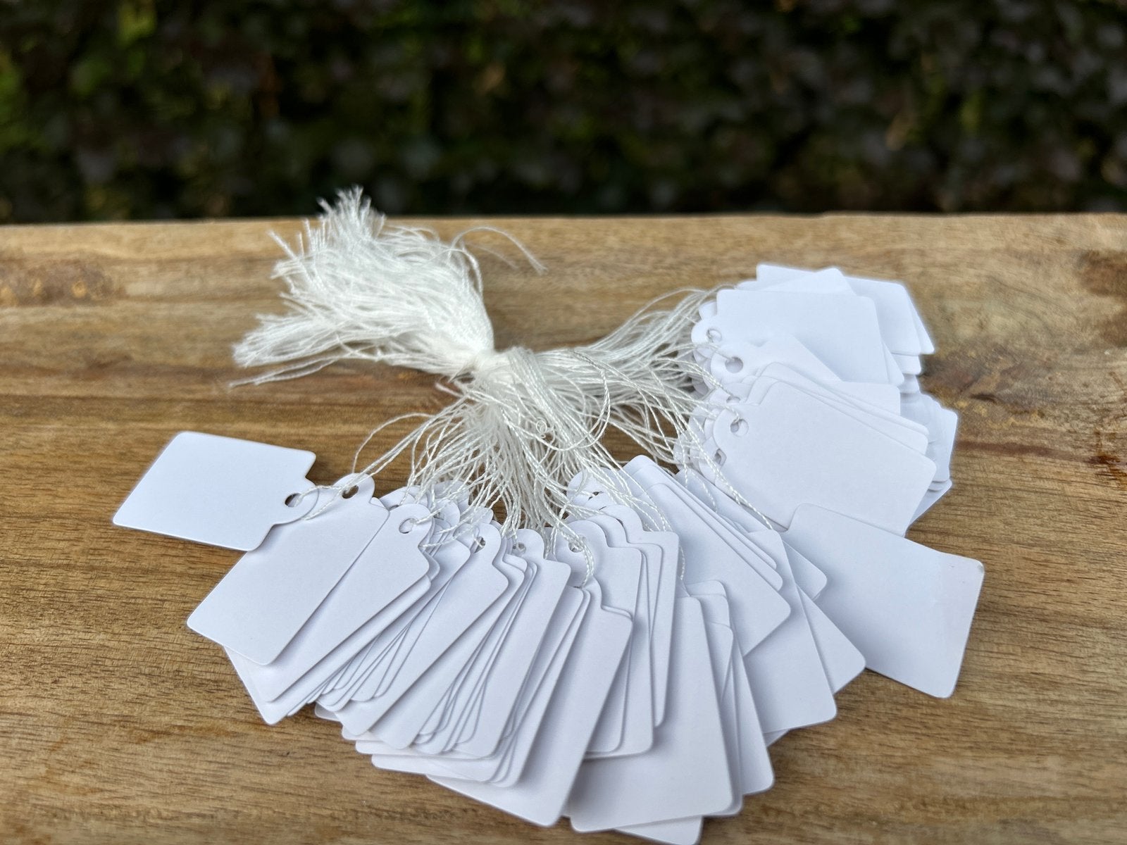 200 prijskaartjes / tags, Hobby en Vrije tijd, Ophalen of Verzenden, Nieuw