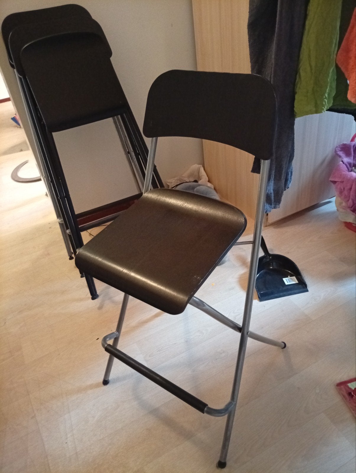 4 leuke hoge stoel kruk met rugleuning, zithoogte 75 cm, Ophalen, Zwart, Eén