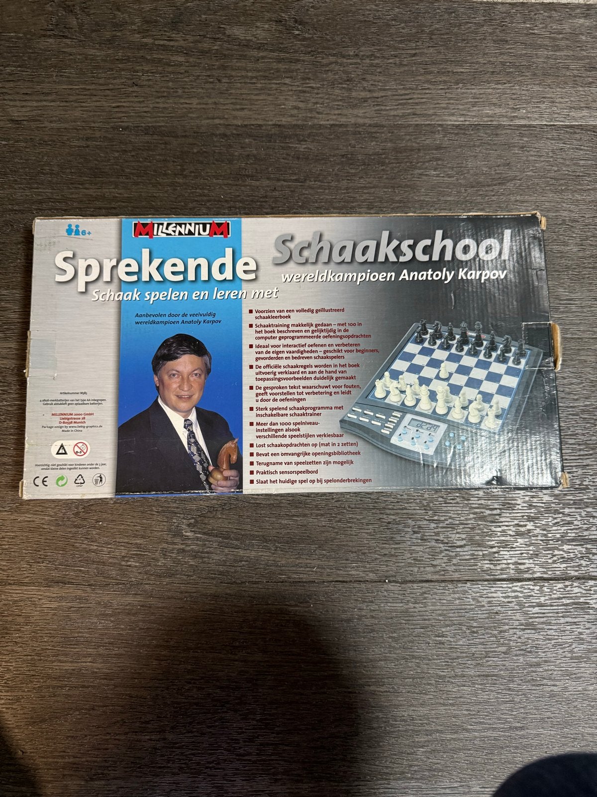 Sprekende Schaakschool met Anatoly Karpov - Schaakcomputer, Een of twee spelers, Ophalen of Verzenden, Gebruikt