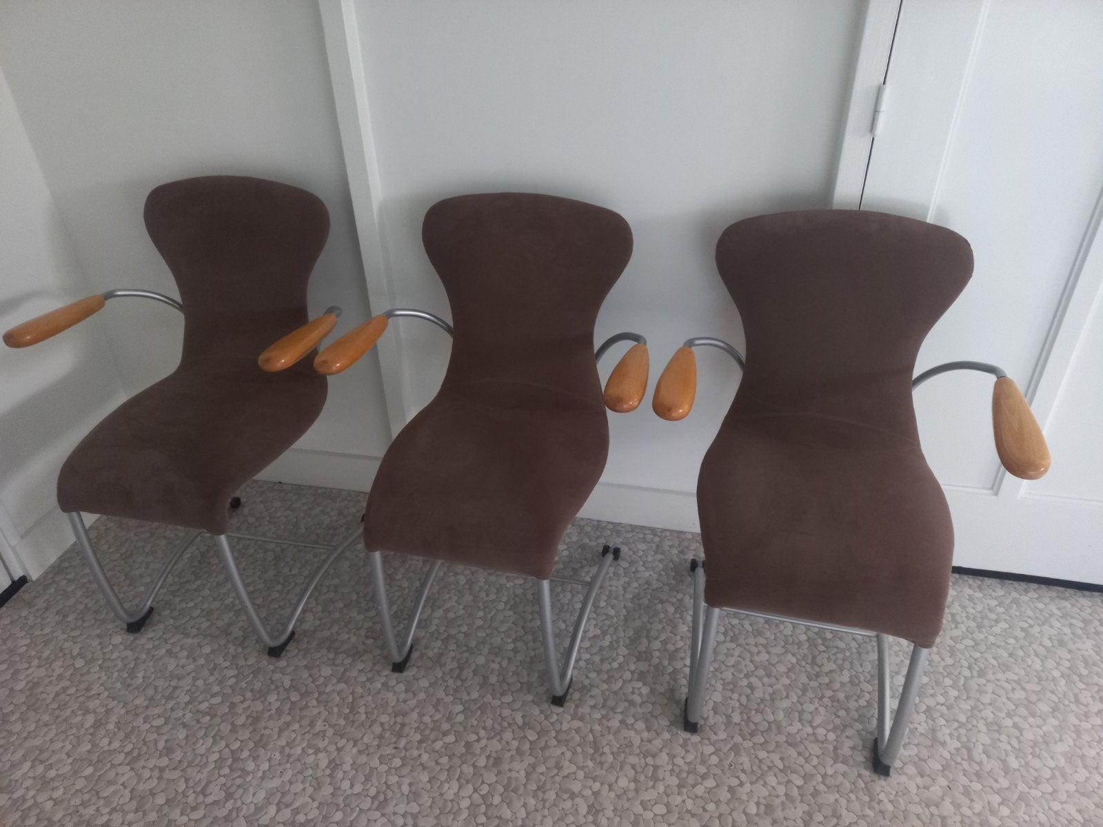 3 eetkamerstoelen van Harvink, type Betty Boop, Ophalen, Gebruikt, Stof, Drie