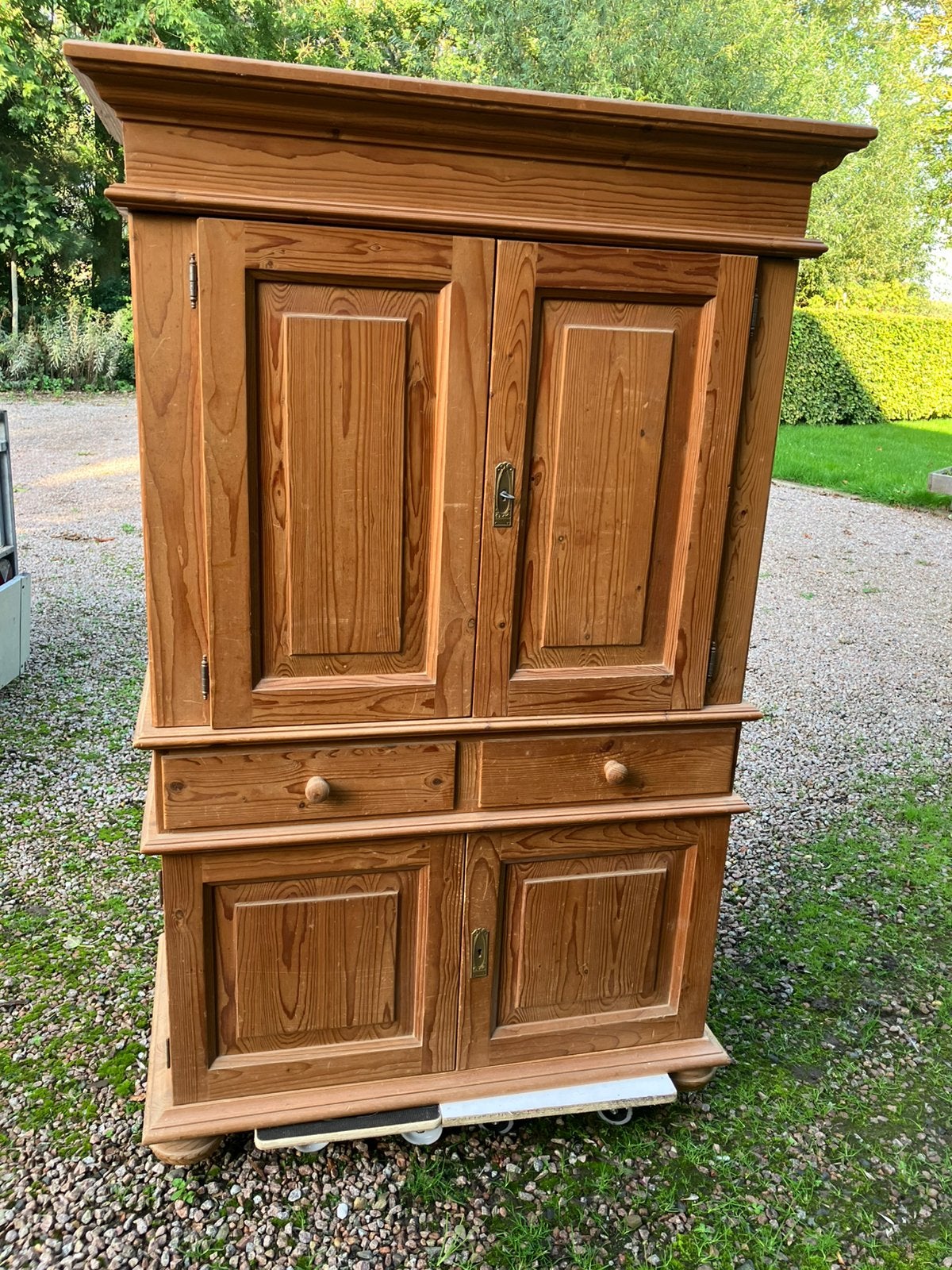 Kast