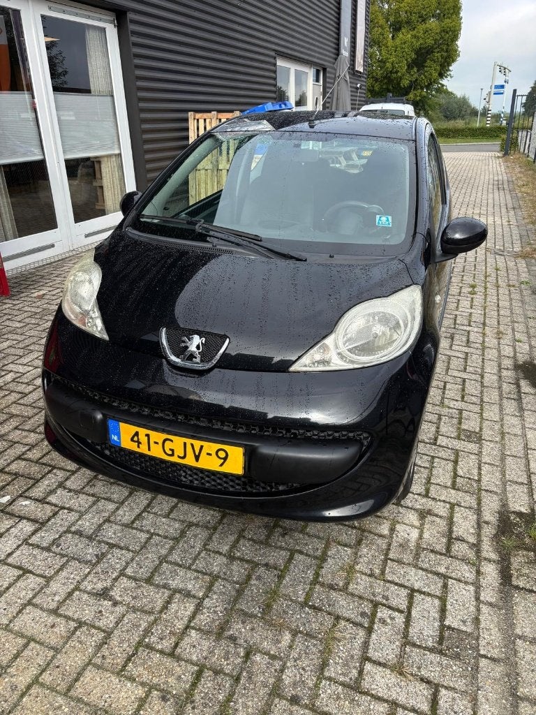 Peugeot 107 1.0 12V 3DR 2008 Zwart, Voorwielaandrijving, Stof, Zwart, 4 stoelen