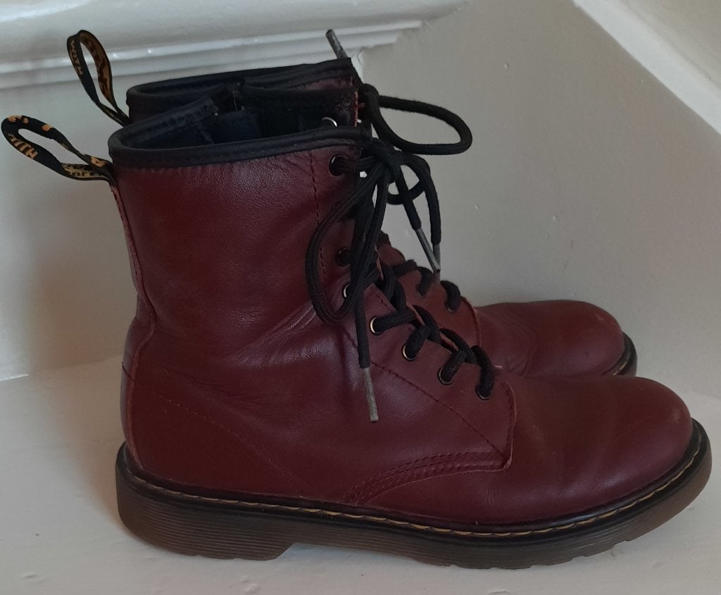 Echte leren Dr. Martens - Maat 38, Kleding | Dames, Schoenen, Verzenden, Lage of Enkellaarzen, Rood, Dr. Martens