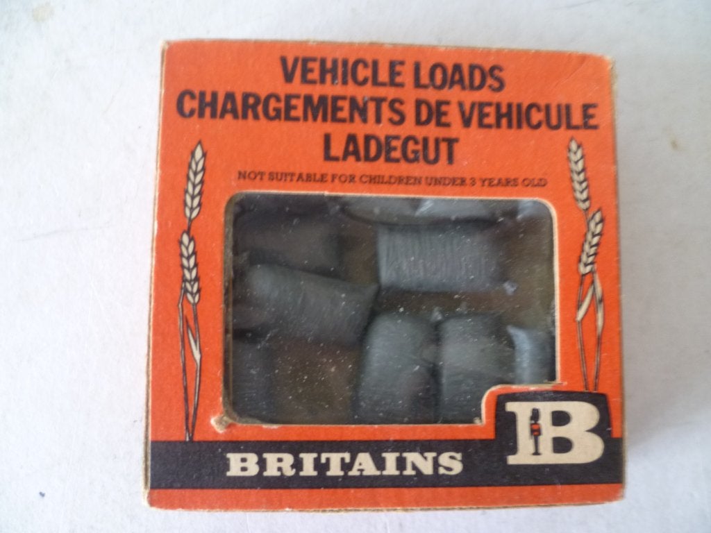 Britains 1741 1979 12 Sacs Vehicle Loads in doosje modelauto, Ophalen of Verzenden, Nieuw, Overige typen