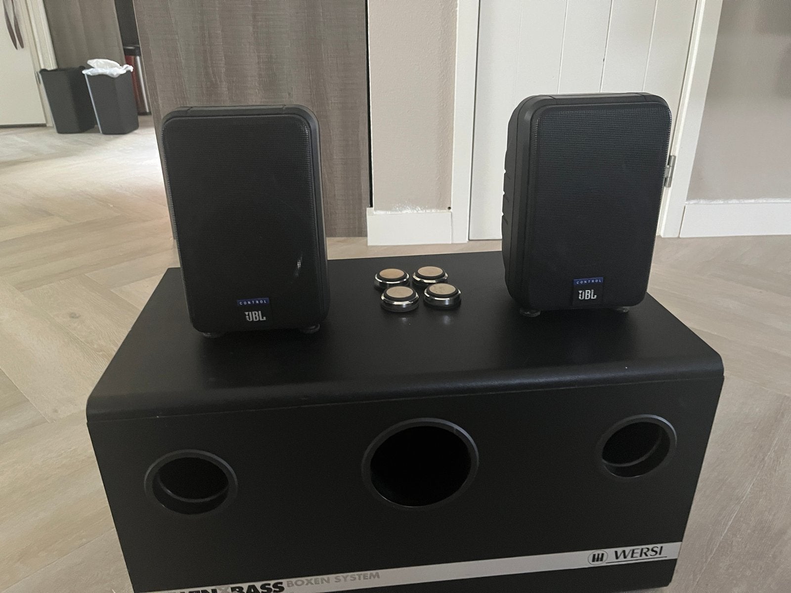 JBL Control SB-5 subwoofer met JBL Control speakers, Ophalen, Gebruikt, JBL, Speakerset
