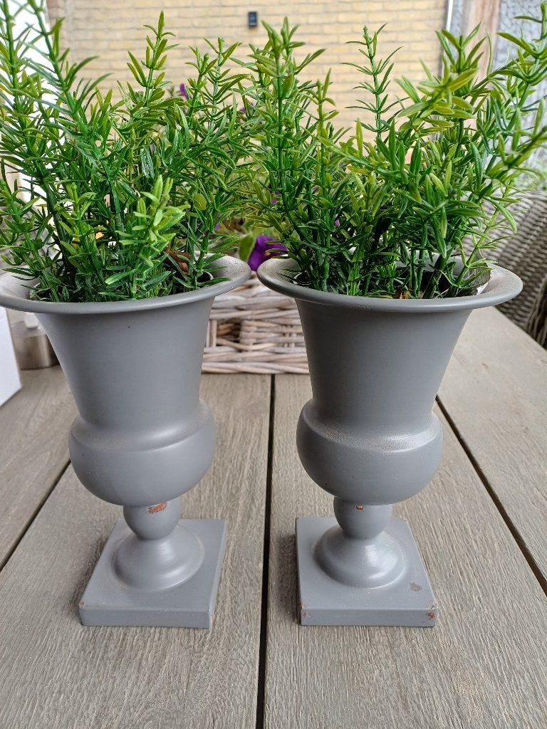 Set kleine bloempotjes en kunstplantjes, in ecru en grijs, Overige materialen, Gebruikt, Rond, Ophalen of Verzenden