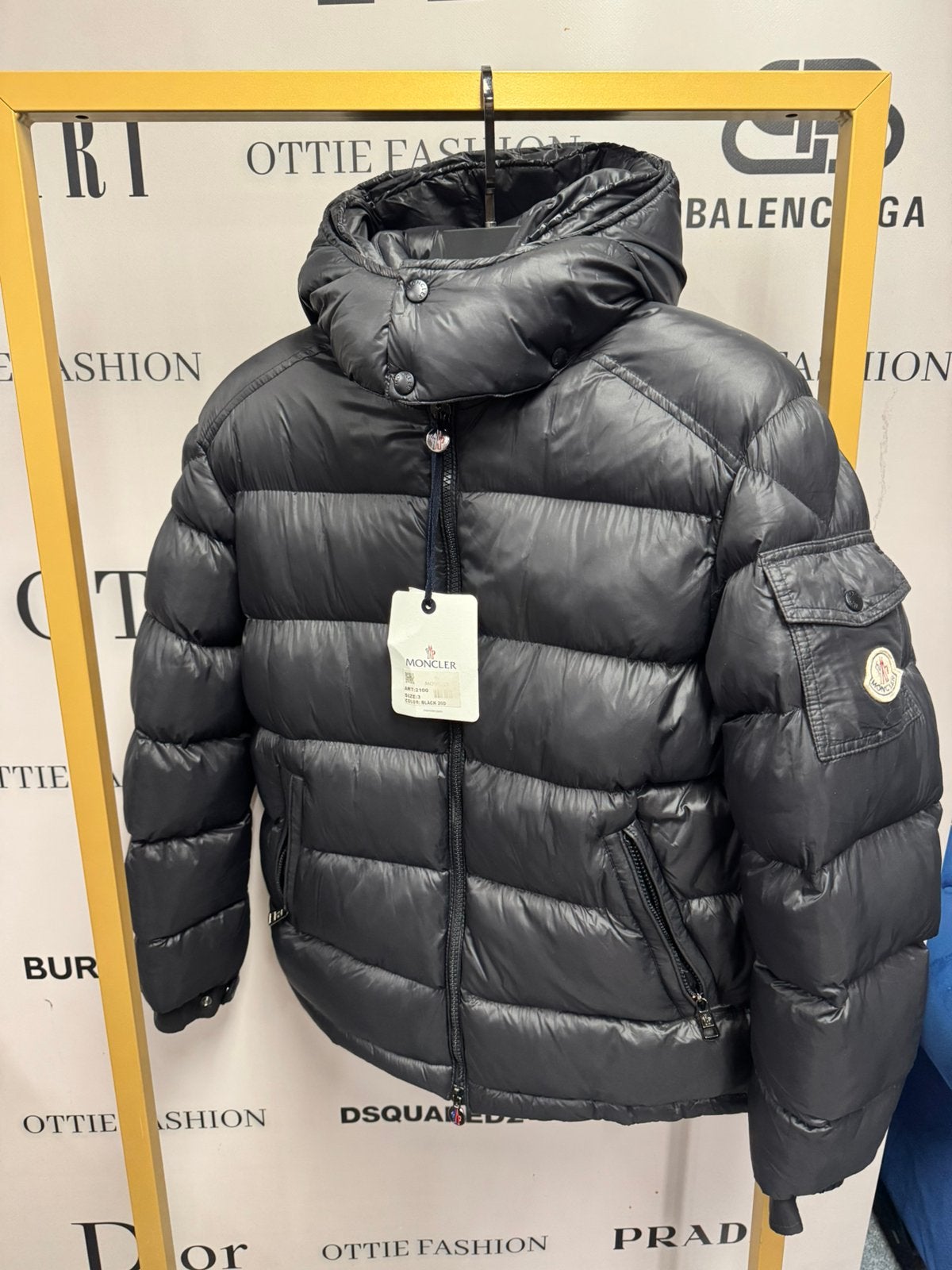 Moncler maya jas, Ophalen of Verzenden, Nieuw, Zwart