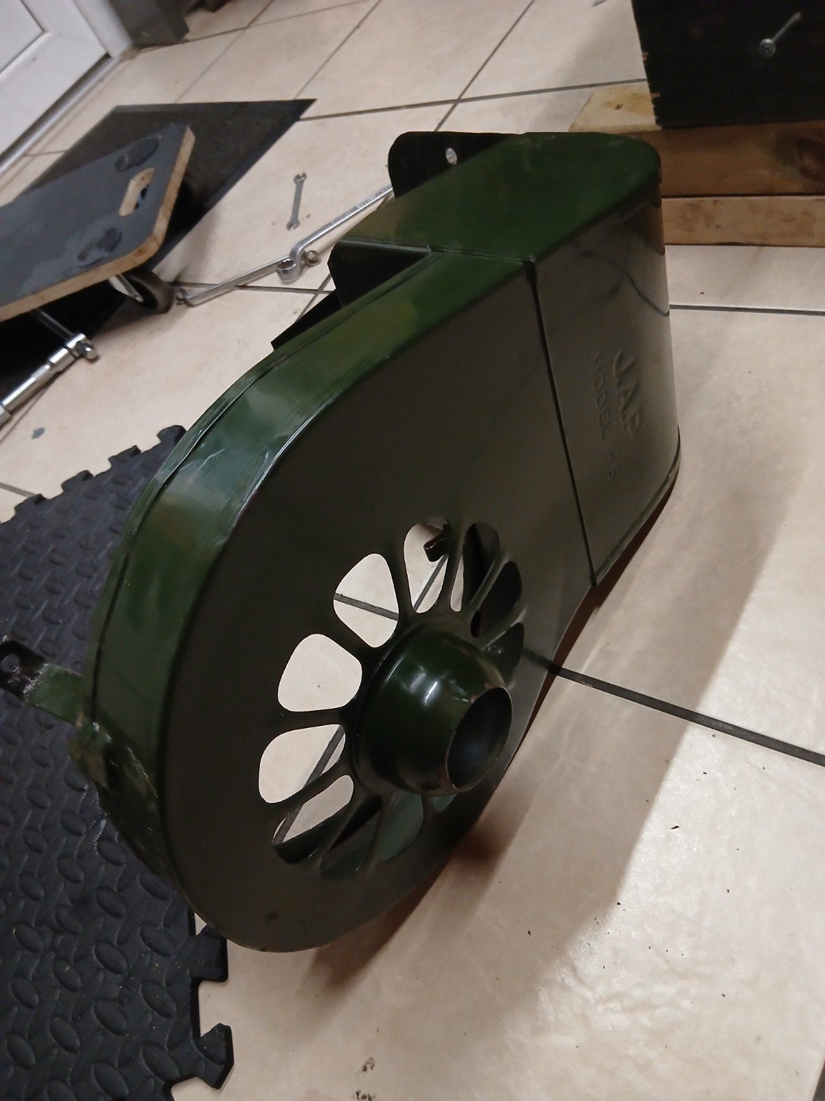Stationaire motoren: JAP Model 5 en Bernard W19A, Ophalen, Gebruikt, Benzinemotor, 1400 tot 1800 rpm