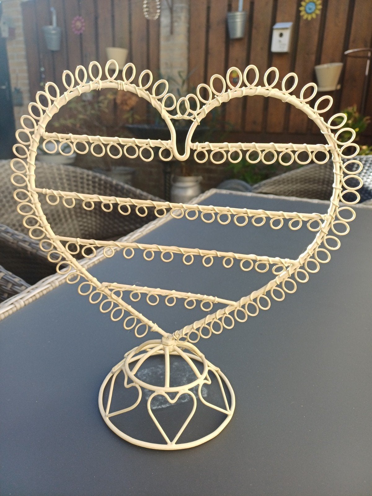 Hartvormige Oorbellenhouder - Crème Metaal, Sieraden, Tassen en Uiterlijk, Overige materialen, Beige, Ophalen of Verzenden, Hangers