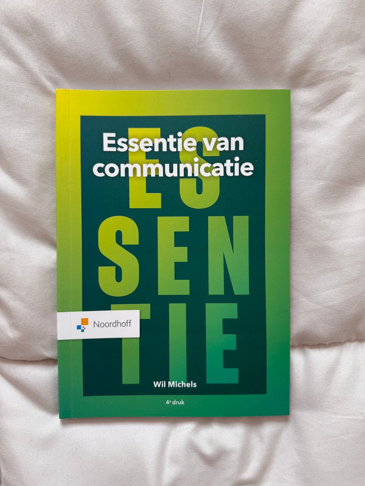 Essentie van communicatie, Ophalen of Verzenden, Zo goed als nieuw, Economie en Marketing