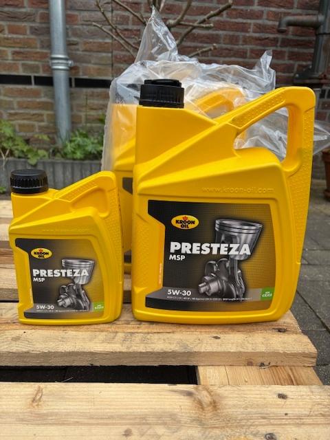 Aangeboden 3x5L + 1x1L Kroon Presteza msp 5W30 motorolie, Ophalen of Verzenden