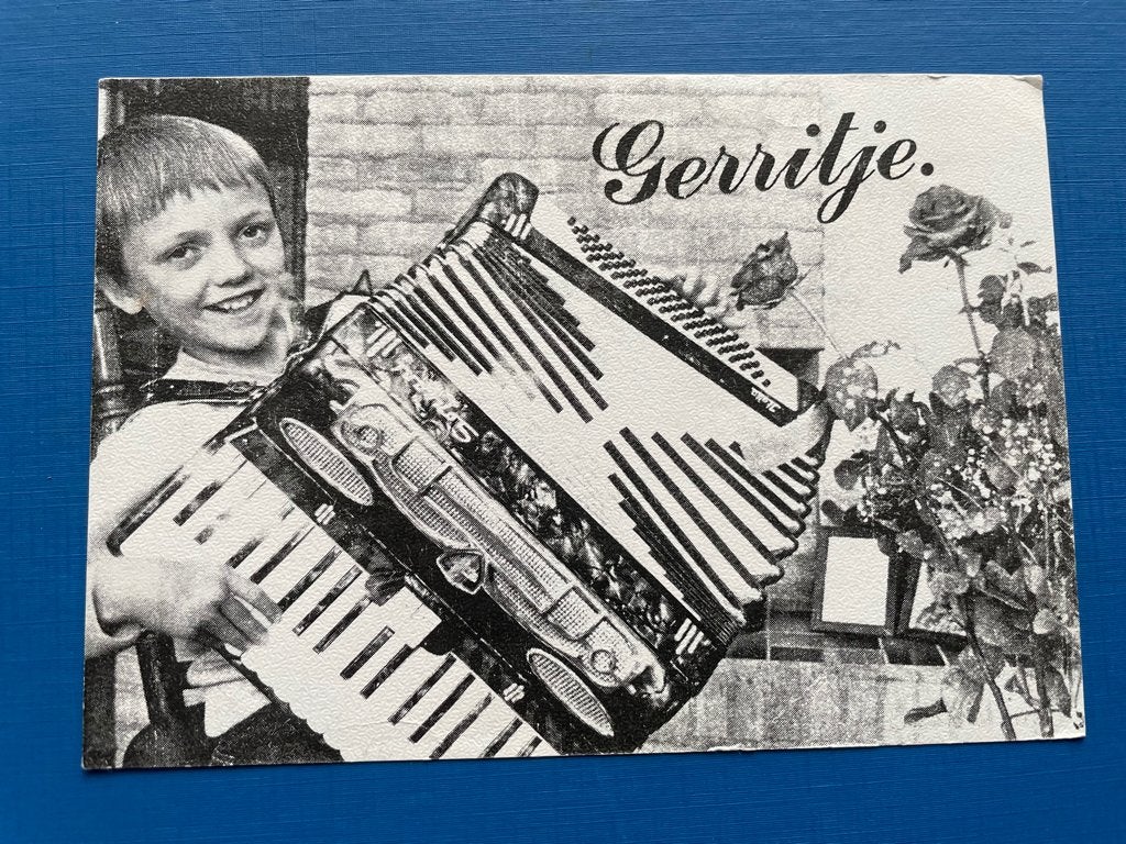 ansichtkaart / kaart van Gerritje met accordeon., Verzenden, 1980 tot heden, Sterren en Beroemdheden
