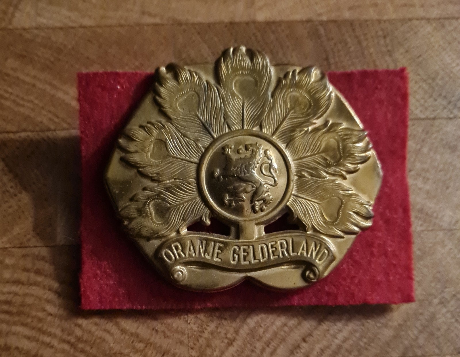 baretembleem van het Regiment Infanterie Oranje Gelderland, Verzenden, Landmacht, Nederland, Embleem of Badge