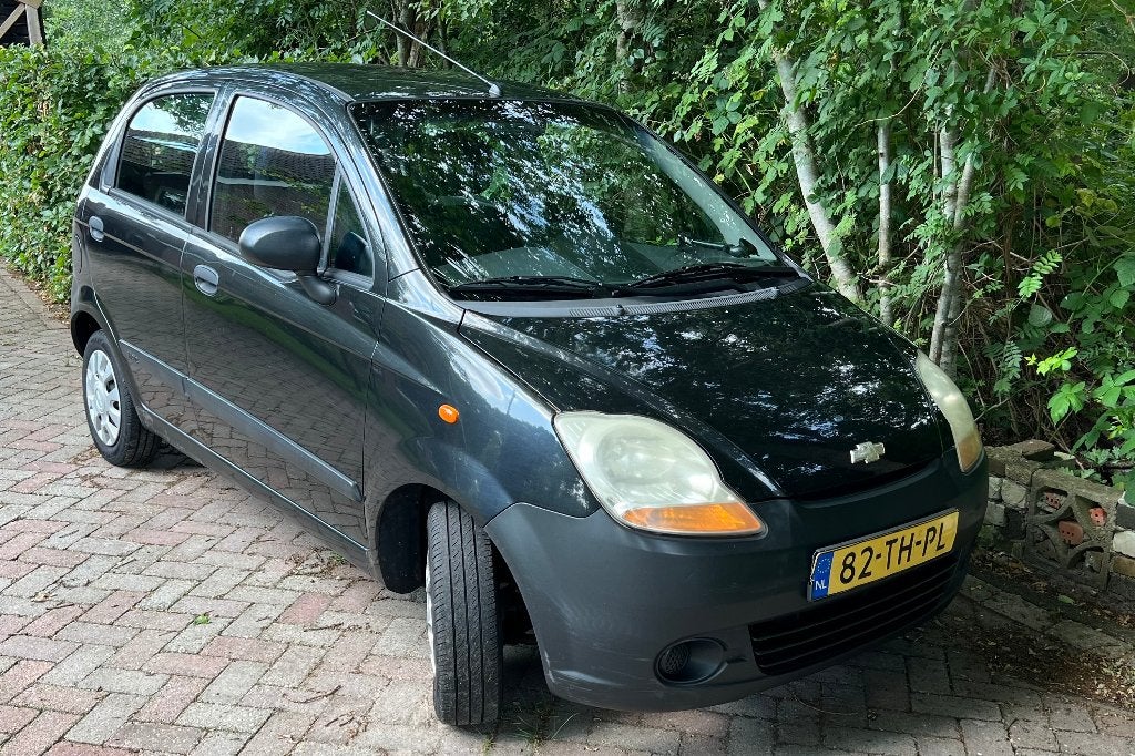 Chevrolet Matiz 0.8 2006 Zwart | APK tot 06-2027 !, Auto's, Chevrolet, Voorwielaandrijving, Stof, Zwart, Metallic lak