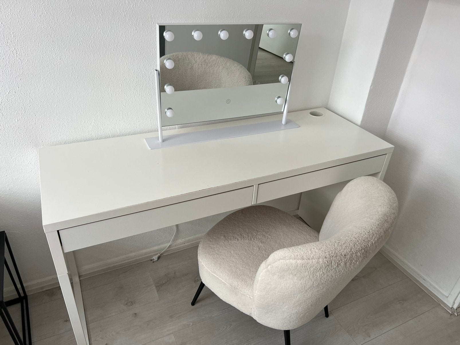 IKEA MICKE bureau / kaptafel, Ophalen, Gebruikt, 50 tot 100 cm, Minder dan 100 cm