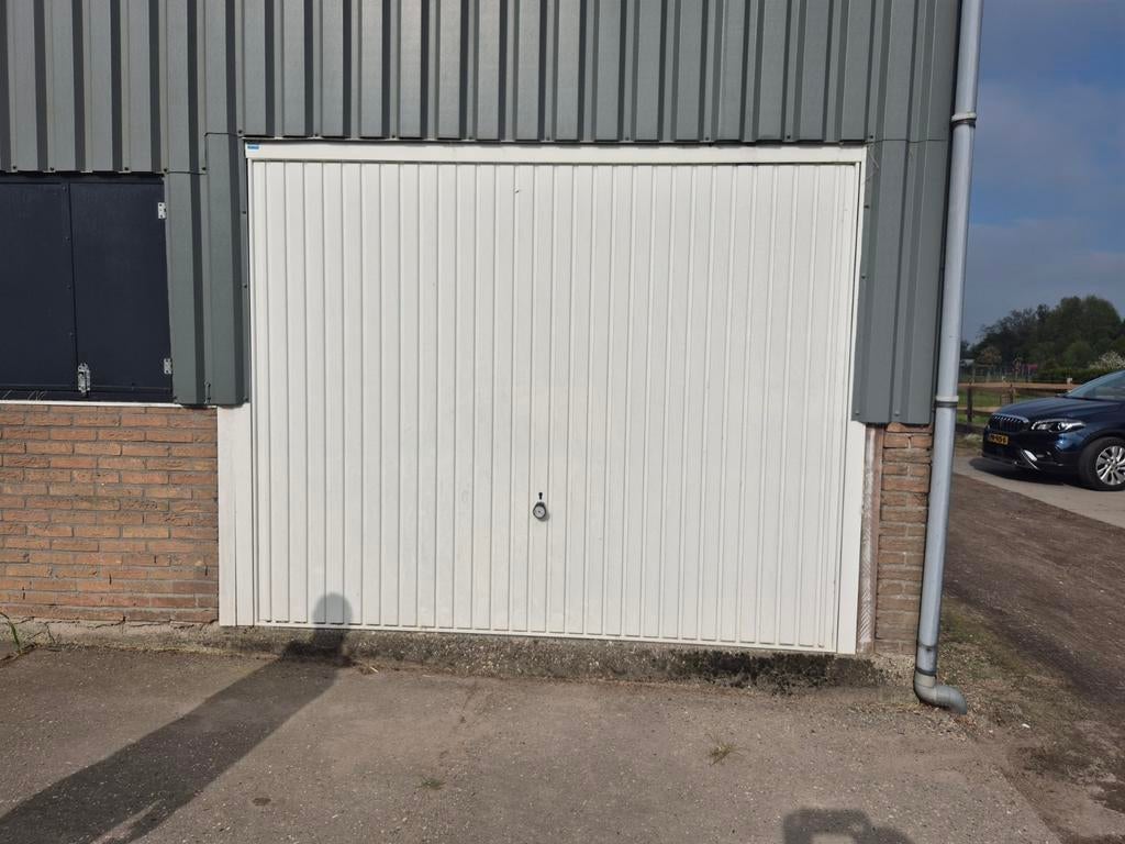 Witte Garagedeur ral 9010 2660x2090, Ophalen, 120 cm of meer, Garagedeur, 215 cm of meer