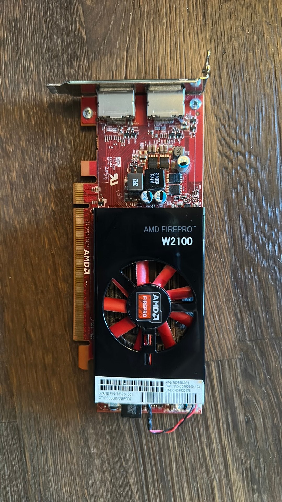 Amd firepro W2100, Computers en Software, PCI-Express 3, AMD, Ophalen of Verzenden, Zo goed als nieuw