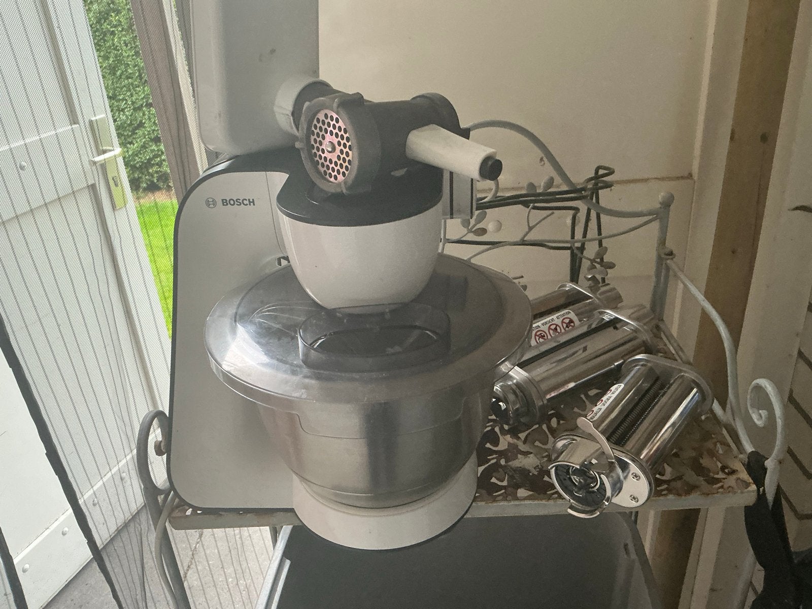 Bosch MUM5 Keukenmachine 900W 3,9L met pasta- en vleesmolen, 3 tot 4 liter, Ophalen of Verzenden, Gebruikt