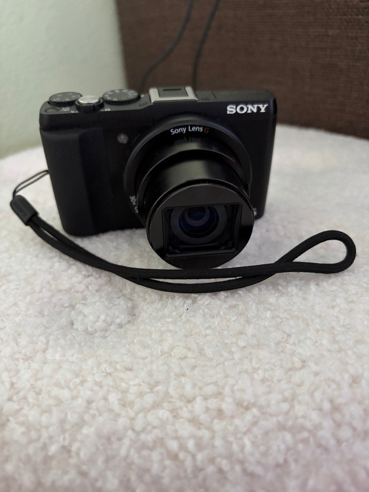 Sony Cyber-shot DSC-HX60 Compactcamera met 30x optische zoom, Ingebouwde flitser, Gebruikt, Ophalen of Verzenden, Compactcamera
