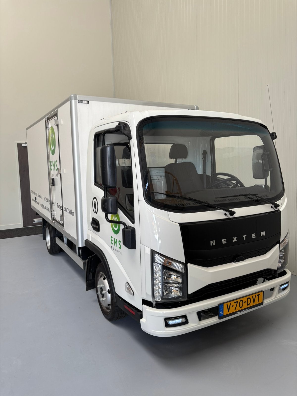 ISUZU Nextem Humpback 2024 Wit