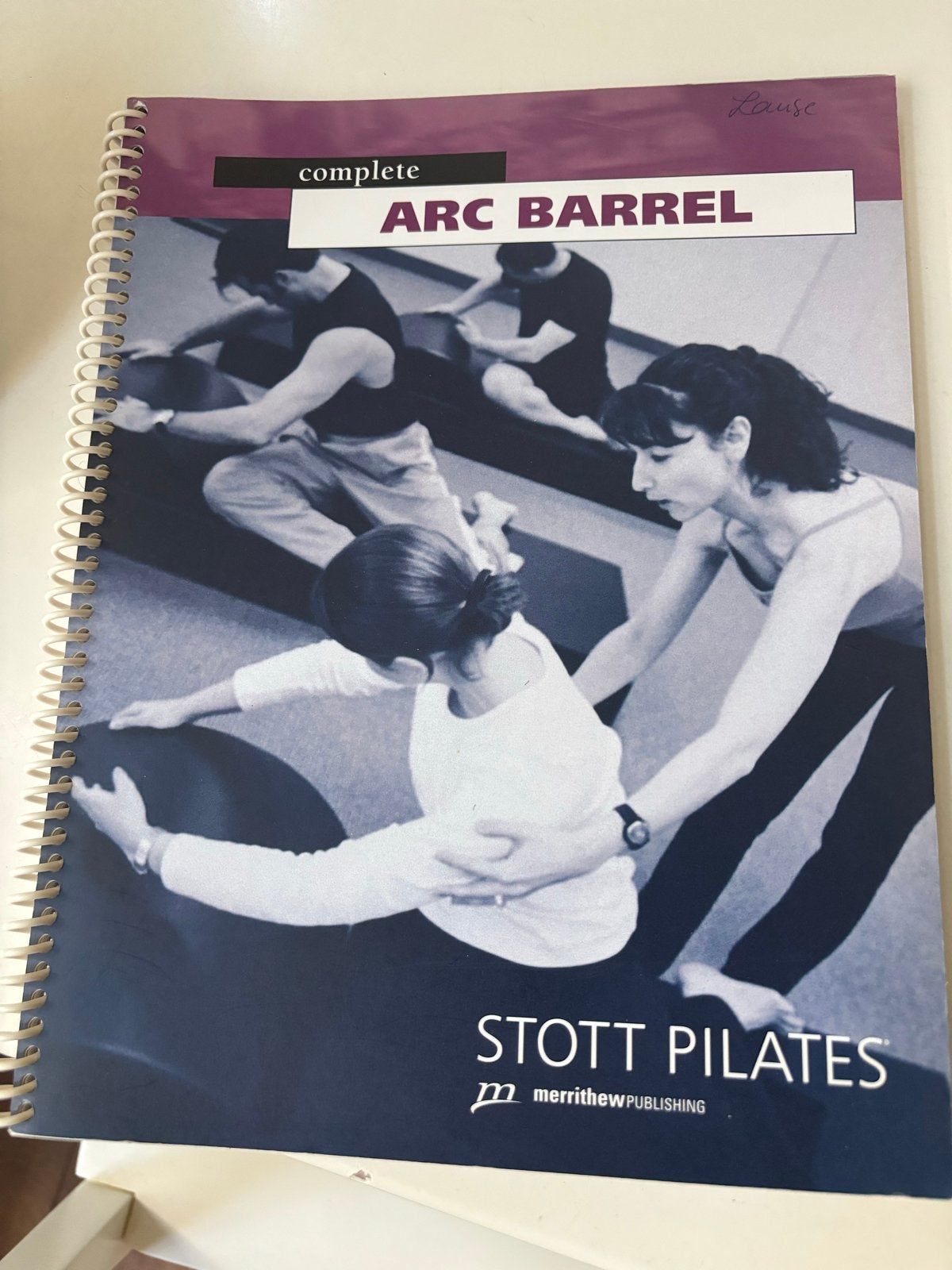 Stott Pilates Complete Arc Barrel Handleiding, Ophalen of Verzenden, Zo goed als nieuw, Gezondheid en Conditie