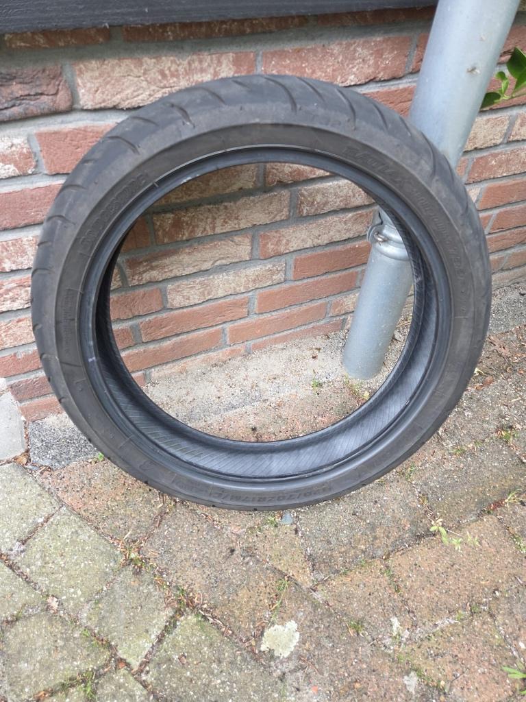 Motorband Bridgestone Battlax 120/70ZR17 M/C, Ophalen of Verzenden, Gebruikt