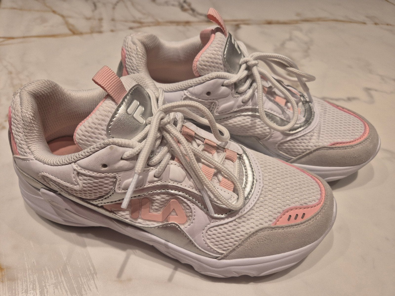 Fila sportschoenen maat 38 - Ideaal voor gym!, Wit, Ophalen of Verzenden, Zo goed als nieuw, Fila