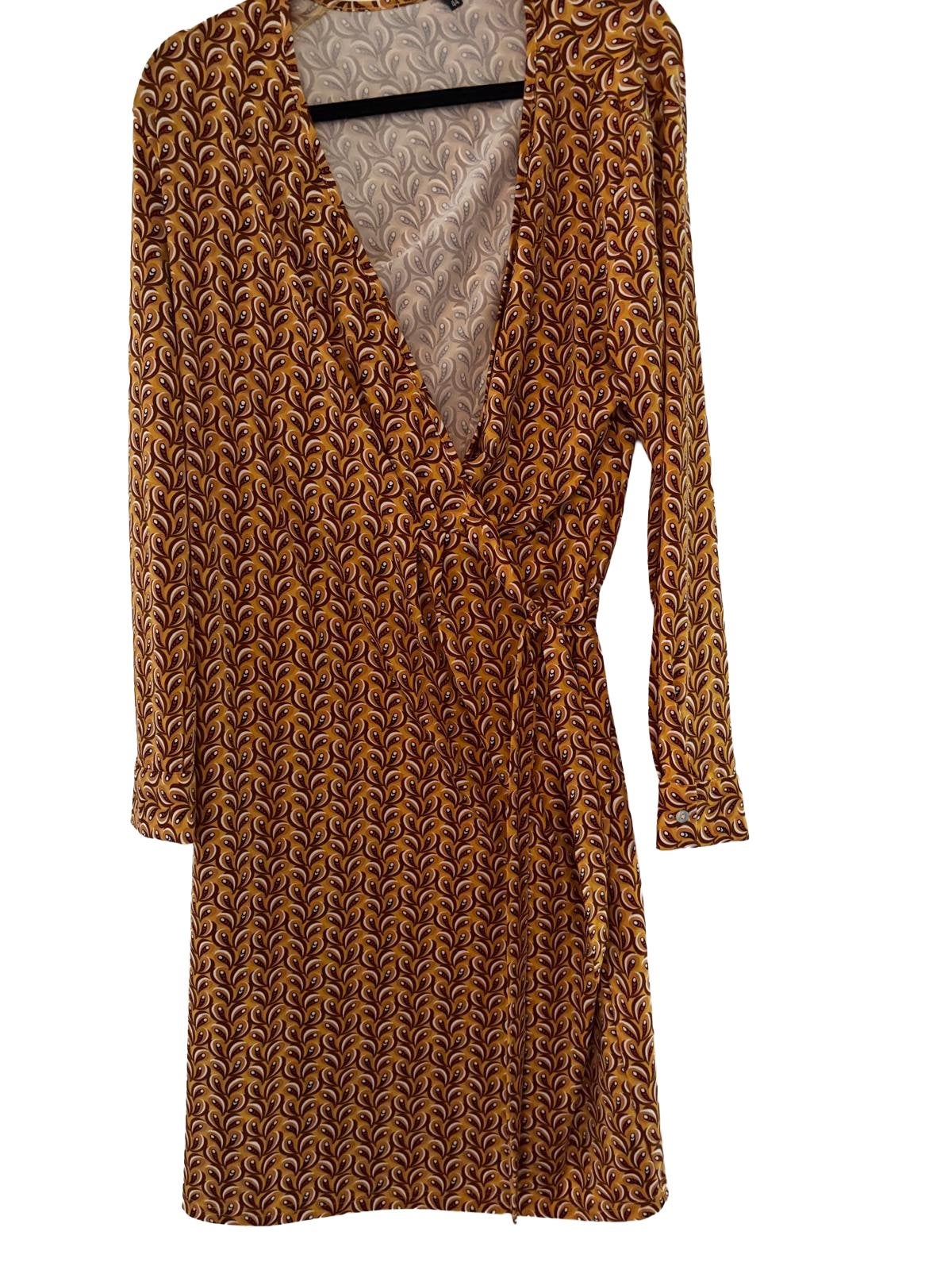 Norah wikkeljurk met print - Maat 44 (XL), Kleding | Dames, Jurken, Maat 42/44 (L), Zo goed als nieuw, Boven de knie, Meerkleurig
