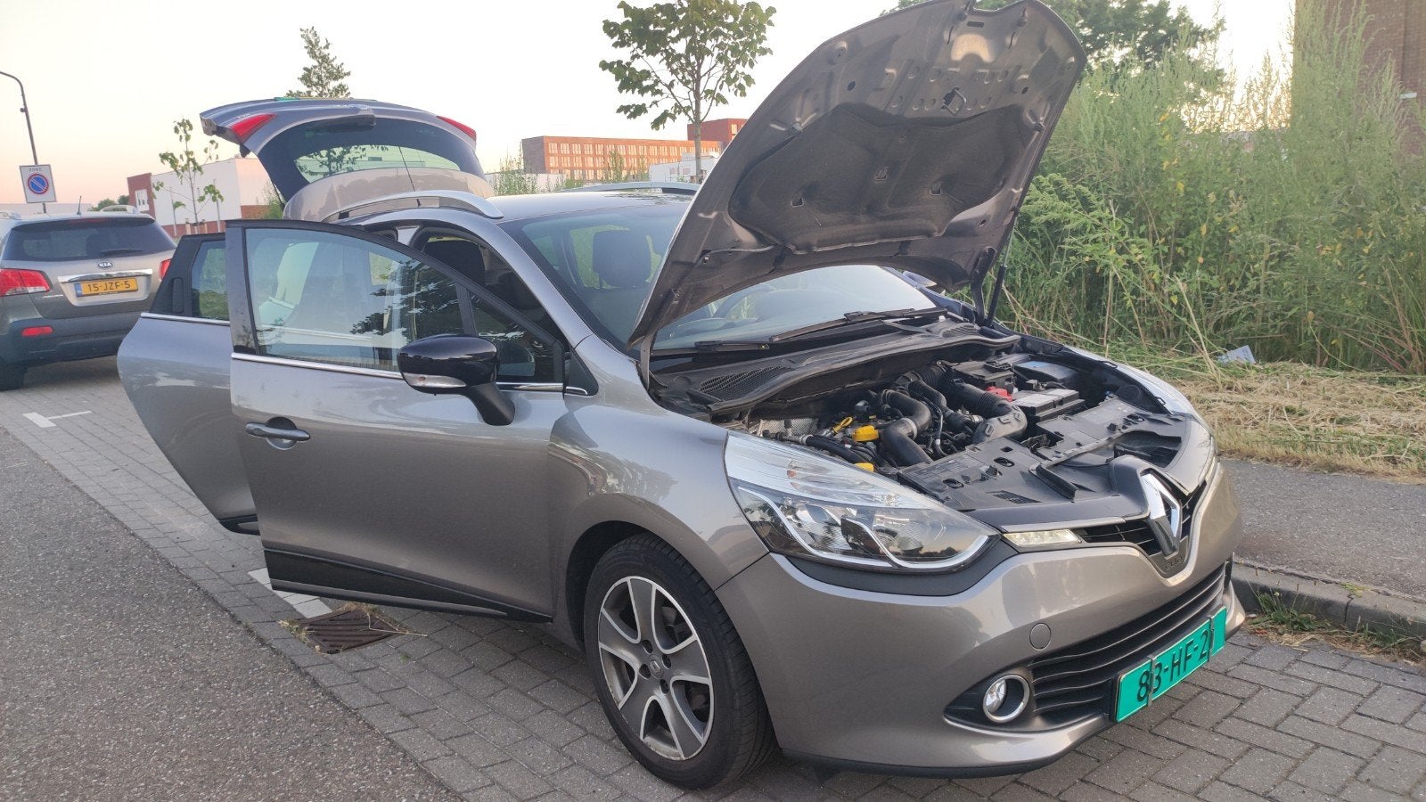 Renault Clio Energy TCe 90pk S&S 2015 Grijs, Voorwielaandrijving, 898 cc, Stof, Origineel Nederlands