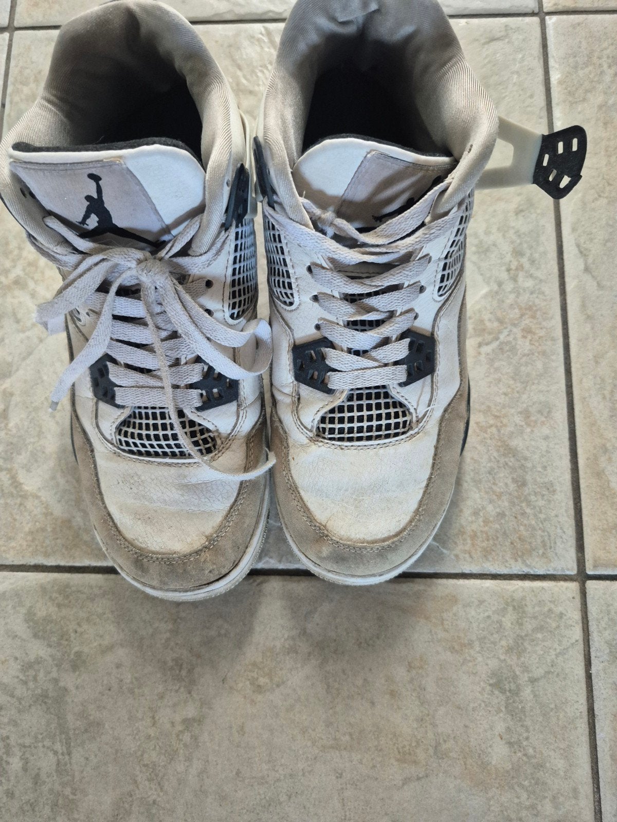 Nike Air Jordan (39) - Ideaal voor buitenspelen/klussen, Kleding | Dames, Nike Air Jordan, Wit, Ophalen of Verzenden, Sneakers of Gympen