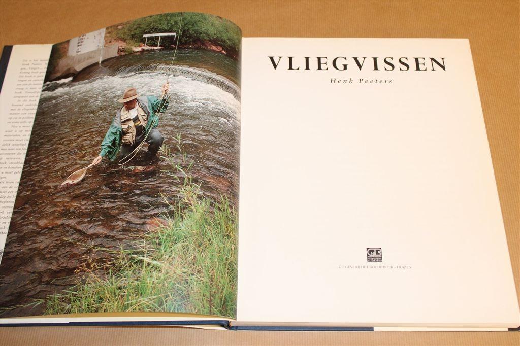 Vliegvissen — Instructie in Woord en Beeld, Ophalen of Verzenden, Zo goed als nieuw, Watersport en Hengelsport