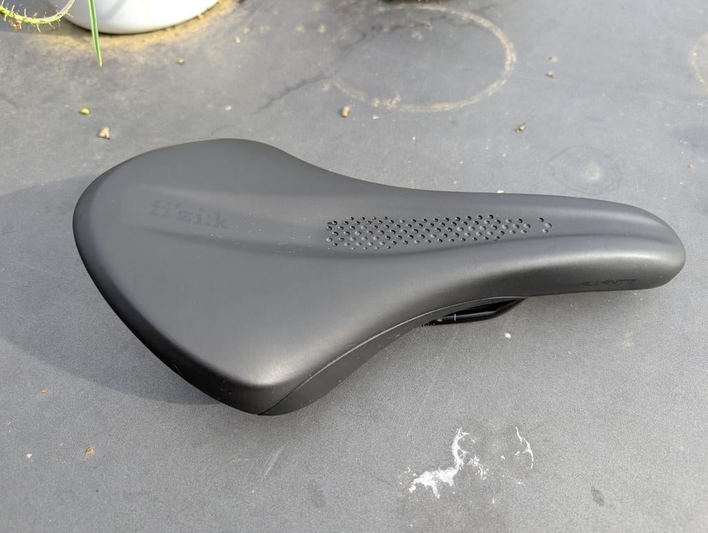 Fizik fietszadel, Ophalen of Verzenden, Zadel