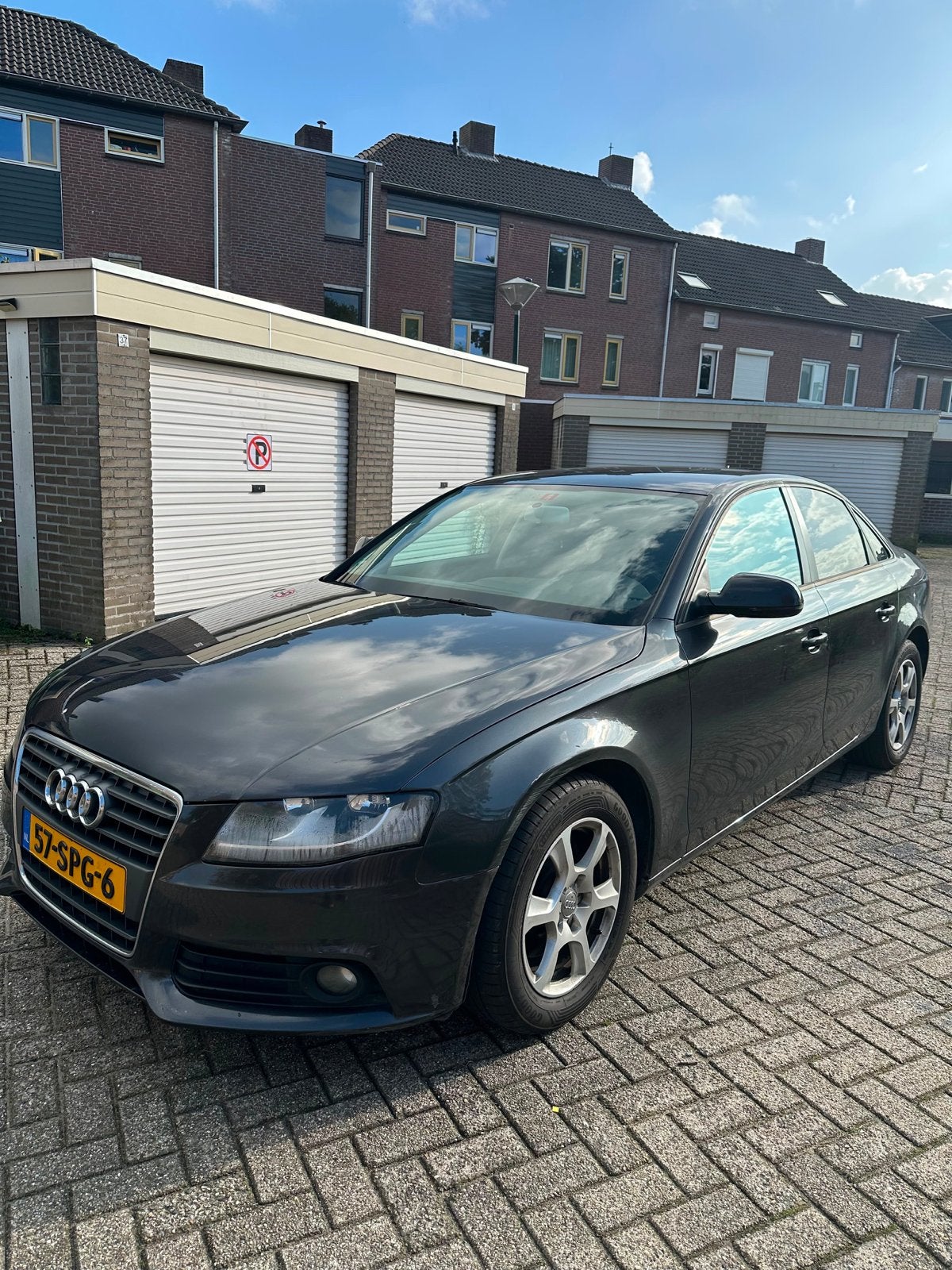Audi A4 1.8 Tfsi 118KW Multitronic 2011 Grijs, Stof, 4 cilinders, 160 pk, A4
