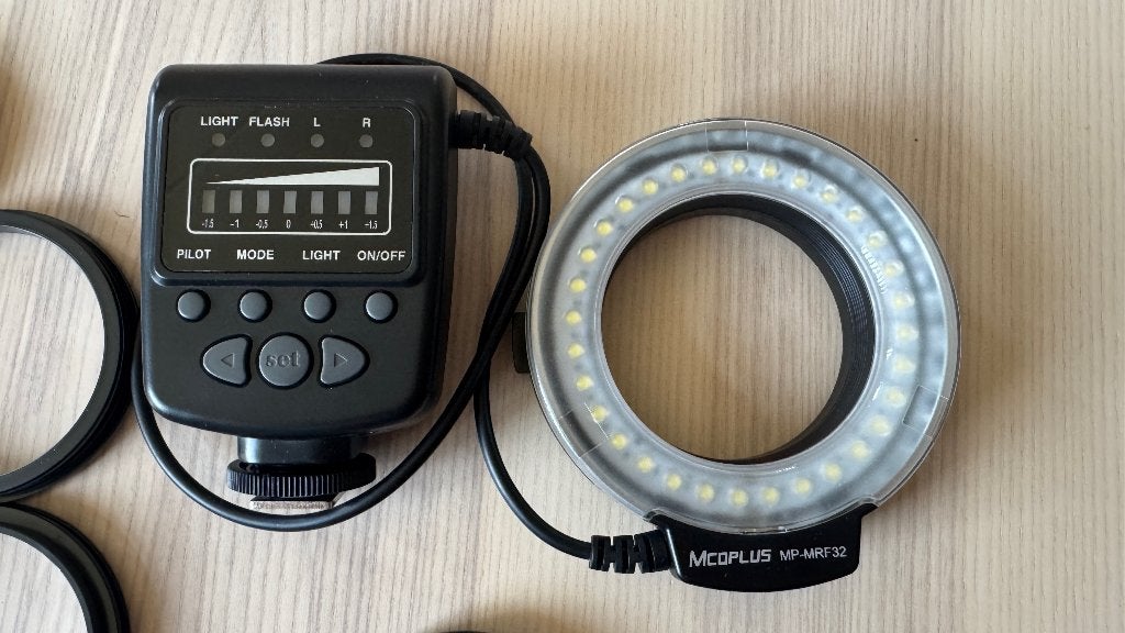 MCOplus MRF-32 LED Ringflitser, Ophalen of Verzenden, Zo goed als nieuw, Ringflitser, Overige merken