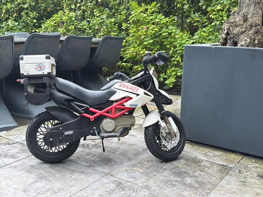 Gebruikte kinder DUCATI motor - Peg Perego, Ophalen of Verzenden, Gebruikt
